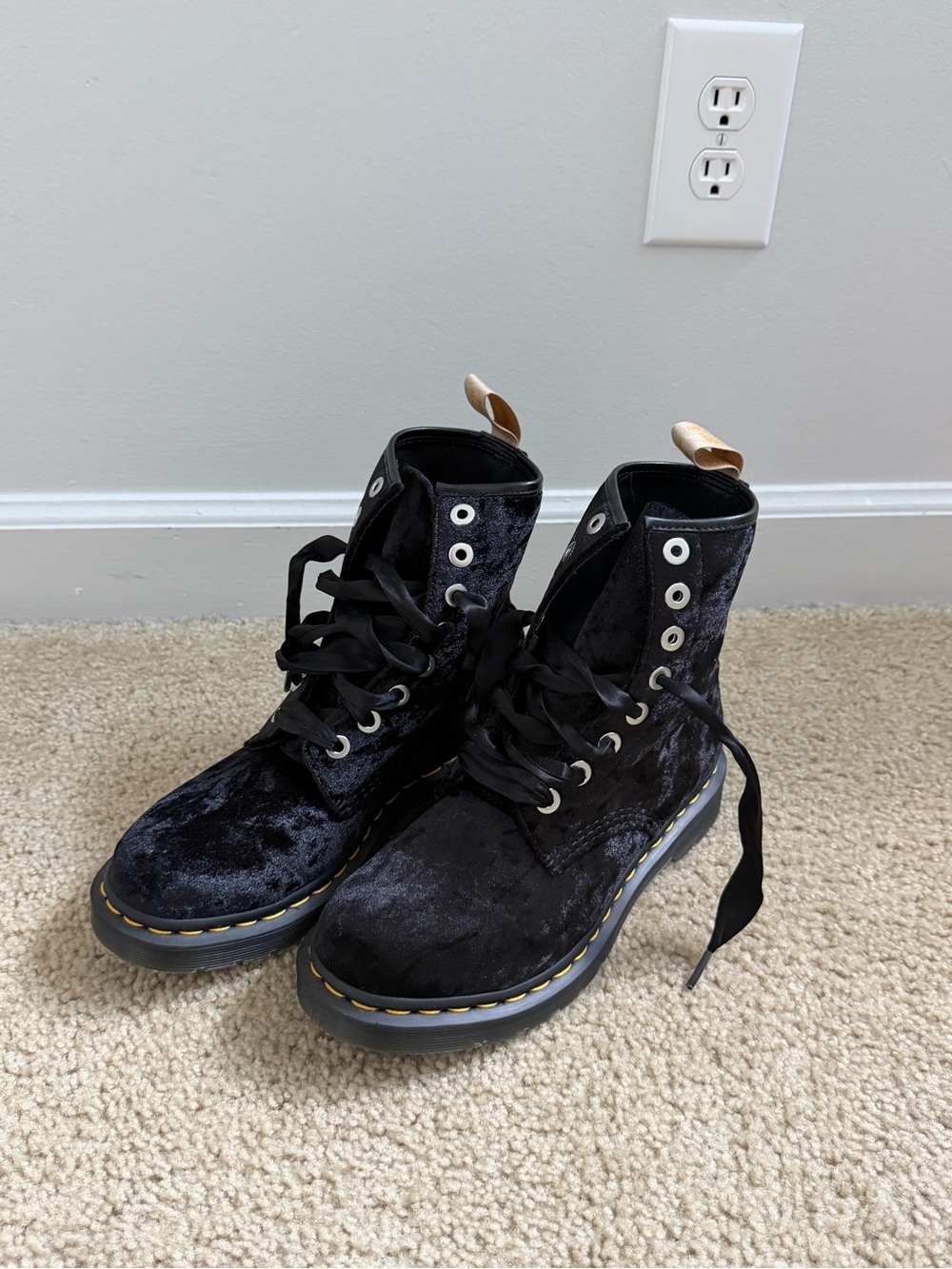 Women's Black Velvet doc marten Lace-Up Ankle Boots